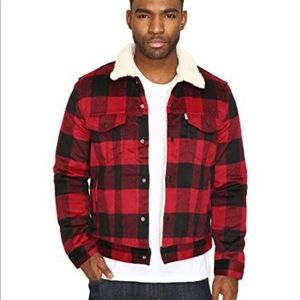 Men’s large LEVIS Red Plaid wool blend Sherpa lined and collar Trucker Jacket